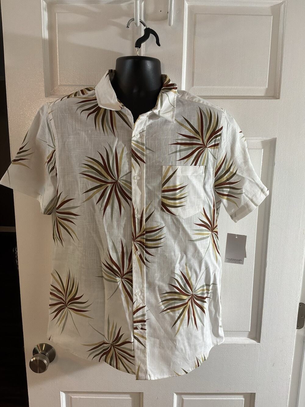 NWT PX Clothing Button Front Shirt Size Medium